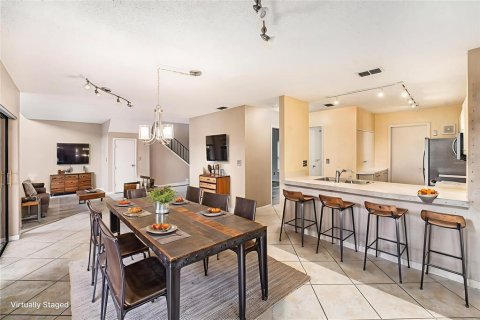 Adosado en venta en Saint Petersburg, Florida, 3 dormitorios, 166.85 m2 № 1826978 - foto 3