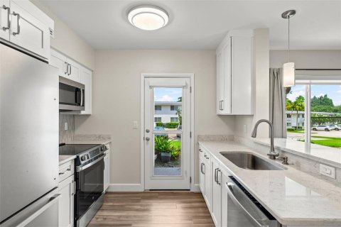 Copropriété à vendre à Maitland, Floride: 2 chambres, 75.81 m2 № 2284479 - photo 12