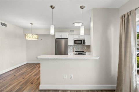Copropriété à vendre à Maitland, Floride: 2 chambres, 75.81 m2 № 2284479 - photo 9