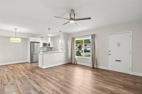 Copropriété à vendre à Maitland, Floride: 2 chambres, 75.81 m2 № 2284479 - photo 7