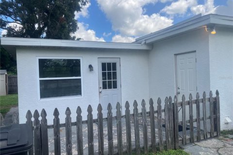 House in Clearwater, Florida 3 bedrooms, 120.87 sq.m. № 1855579 - photo 13