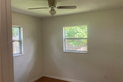 House in Clearwater, Florida 3 bedrooms, 120.87 sq.m. № 1855579 - photo 20