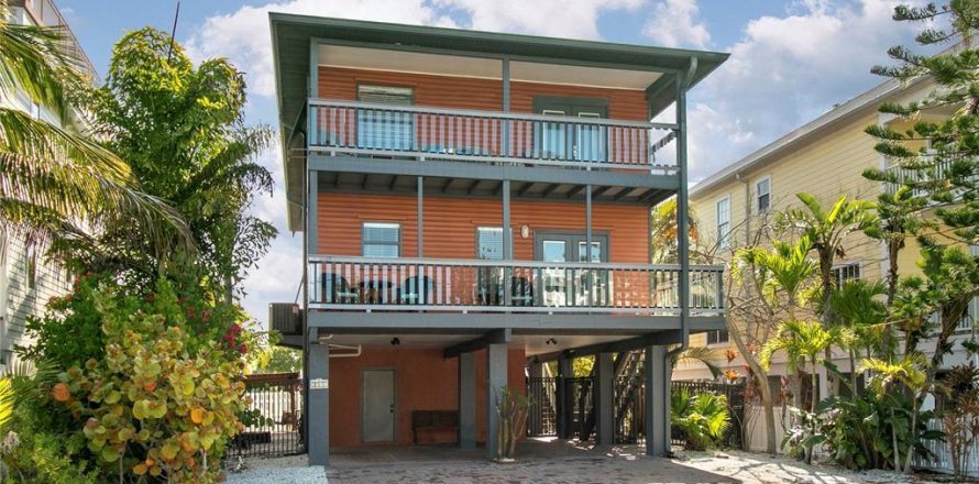 Apartamento en Bradenton Beach, Florida 2 dormitorios, 140.38 m2 № 2108543
