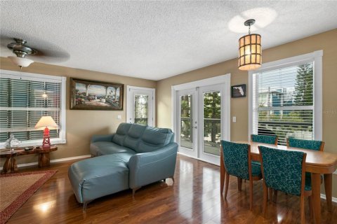 Apartamento en alquiler en Bradenton Beach, Florida, 2 dormitorios, 140.38 m2 № 2108543 - foto 3