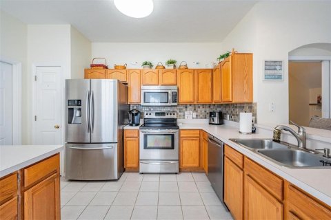 Adosado en alquiler en Pinellas Park, Florida, 2 dormitorios, 161.65 m2 № 1900557 - foto 4
