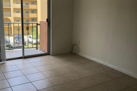 Copropriété à louer à Miami, Floride: 1 chambre № 1983564 - photo 9