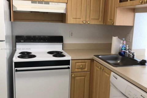 Copropriété à louer à Miami, Floride: 1 chambre № 1983564 - photo 2