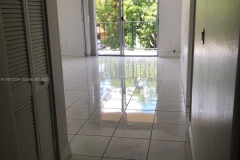 Copropriété à louer à Miami, Floride: 1 chambre № 1983564 - photo 16