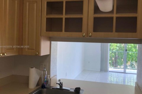 Copropriété à louer à Miami, Floride: 1 chambre № 1983564 - photo 4