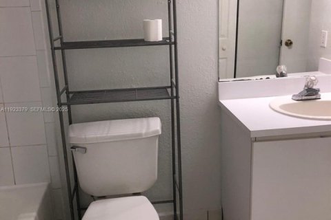 Copropriété à louer à Miami, Floride: 1 chambre № 1983564 - photo 8