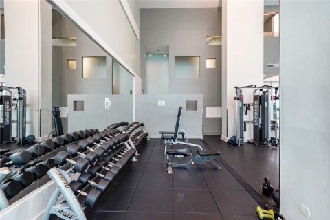 Condo in Miami, Florida, 2 bedrooms  № 1776129 - photo 21