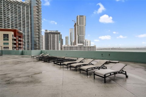 Condo in Miami, Florida, 2 bedrooms  № 1776129 - photo 24