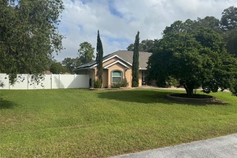 Villa ou maison à vendre à Summerfield, Floride: 4 chambres, 222.97 m2 № 2433104 - photo 3