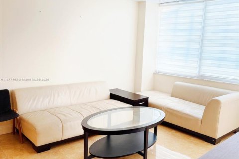 Copropriété à louer à Aventura, Floride: 1 chambre, 145.39 m2 № 1923383 - photo 7