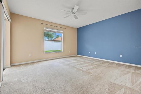 Villa ou maison à vendre à Tampa, Floride: 4 chambres, 154.68 m2 № 2424194 - photo 14