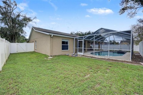 Villa ou maison à vendre à Tampa, Floride: 4 chambres, 154.68 m2 № 2424194 - photo 29