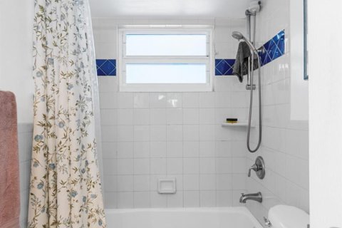 Condo in Fort Lauderdale, Florida, 1 bedroom № 2183239 - photo 15
