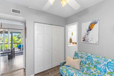Condo in Fort Lauderdale, Florida, 1 bedroom № 2183239 - photo 19