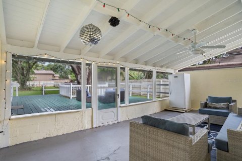 House in Orlando, Florida 5 bedrooms, 246.19 sq.m. № 1822493 - photo 11