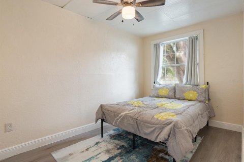 House in Orlando, Florida 5 bedrooms, 246.19 sq.m. № 1822493 - photo 17