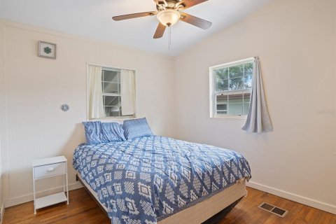 House in Orlando, Florida 5 bedrooms, 246.19 sq.m. № 1822493 - photo 13