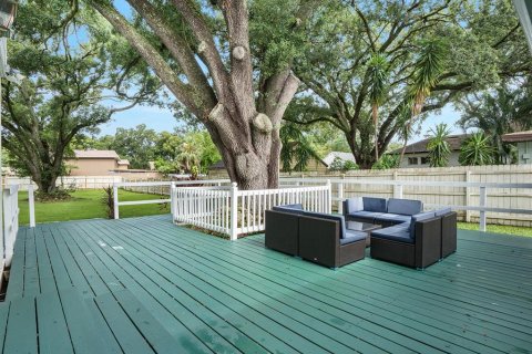 House in Orlando, Florida 5 bedrooms, 246.19 sq.m. № 1822493 - photo 3