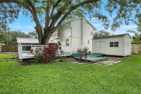House in Orlando, Florida 5 bedrooms, 246.19 sq.m. № 1822493 - photo 10