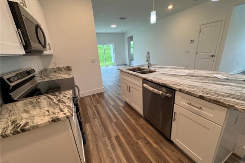 House in Ocala, Florida 4 bedrooms, 166.95 sq.m. № 1823290 - photo 14