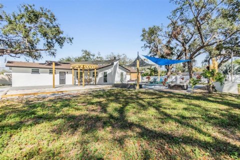 House in Clearwater, Florida 4 bedrooms, 245.91 sq.m. № 1677191 - photo 26