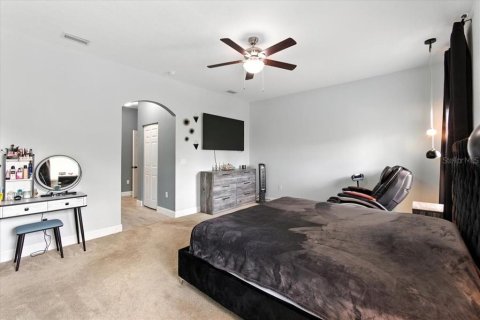 House in Palm Coast, Florida 4 bedrooms, 205.13 sq.m. № 1913489 - photo 27