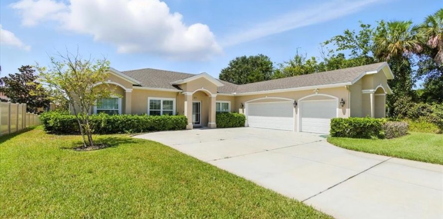 House in Palm Coast, Florida 4 bedrooms, 205.13 sq.m. № 1913489