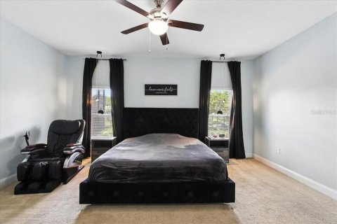 House in Palm Coast, Florida 4 bedrooms, 205.13 sq.m. № 1913489 - photo 25