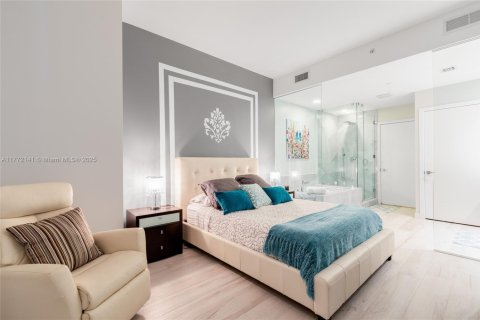 Copropriété à vendre à Miami, Floride: 2 chambres, 110.18 m2 № 1865528 - photo 11