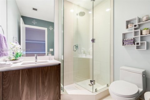 Copropriété à vendre à Miami, Floride: 2 chambres, 110.18 m2 № 1865528 - photo 16