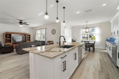 Casa en venta en Apollo Beach, Florida, 3 dormitorios, 191.29 m2 № 1612714 - foto 19