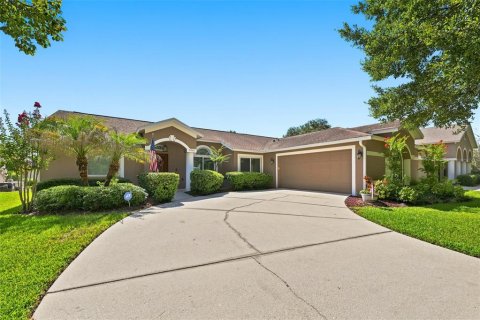 House in Valrico, Florida 4 bedrooms, 189.06 sq.m. № 2235419 - photo 8