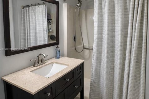 Купить кондоминиум в Лейк-Уорт, Флорида 2 спальни, 73.39м2, № 2065447 - фото 10