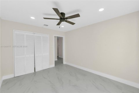 Casa en venta en Coral Springs, Florida, 4 dormitorios, 245.73 m2 № 2007478 - foto 26