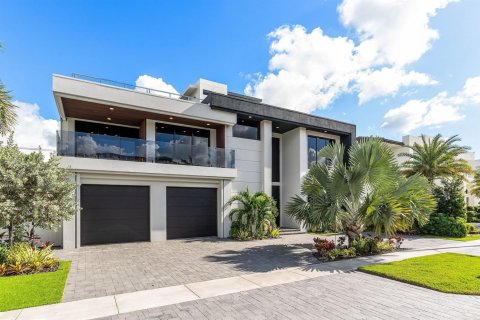 Casa en venta en Boca Raton, Florida, 6 dormitorios, 456.71 m2 № 2081886 - foto 1