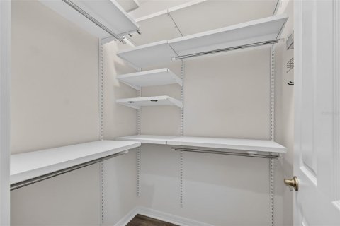 Villa ou maison à vendre à Poinciana, Floride: 2 chambres, 158.21 m2 № 2339666 - photo 21