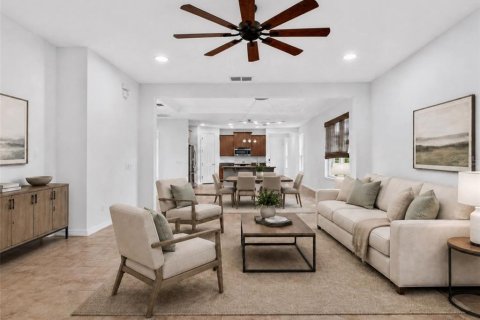 Villa ou maison à vendre à Poinciana, Floride: 2 chambres, 158.21 m2 № 2339666 - photo 13