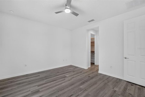 Villa ou maison à vendre à Poinciana, Floride: 2 chambres, 158.21 m2 № 2339666 - photo 18