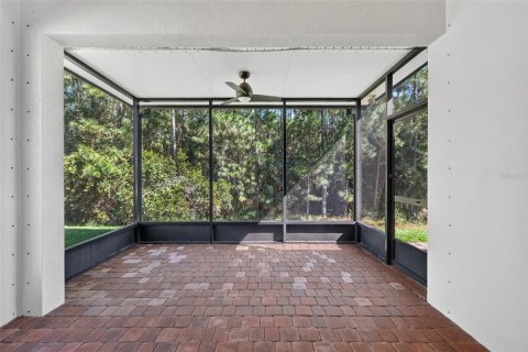Villa ou maison à vendre à Poinciana, Floride: 2 chambres, 158.21 m2 № 2339666 - photo 29