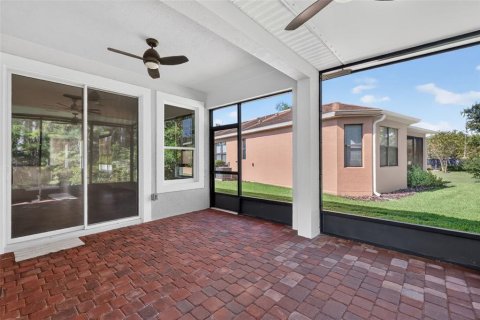 Villa ou maison à vendre à Poinciana, Floride: 2 chambres, 158.21 m2 № 2339666 - photo 30