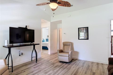 Casa en venta en DeLand, Florida, 3 dormitorios, 118.17 m2 № 2353518 - foto 8