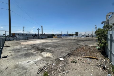 Immobilier commercial à vendre à Miami, Floride № 1820175 - photo 3
