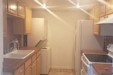 Copropriété à louer à Orlando, Floride: 3 chambres, 82.96 m2 № 2385645 - photo 3