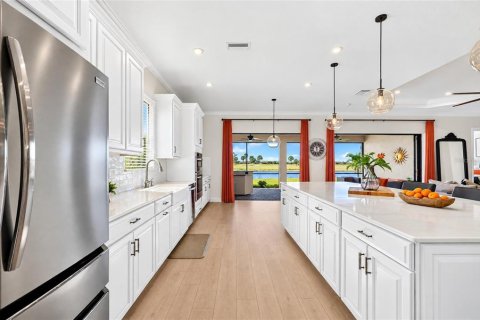 Villa ou maison à vendre à Bradenton, Floride: 3 chambres, 281.03 m2 № 2431765 - photo 21