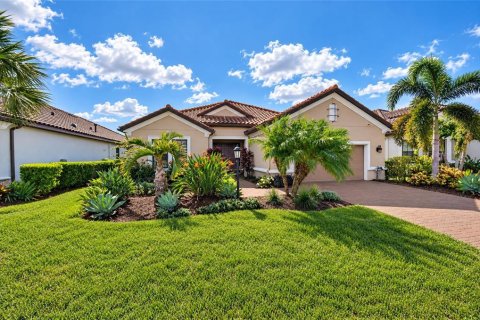 Villa ou maison à vendre à Bradenton, Floride: 3 chambres, 281.03 m2 № 2431765 - photo 3