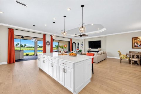 Villa ou maison à vendre à Bradenton, Floride: 3 chambres, 281.03 m2 № 2431765 - photo 17